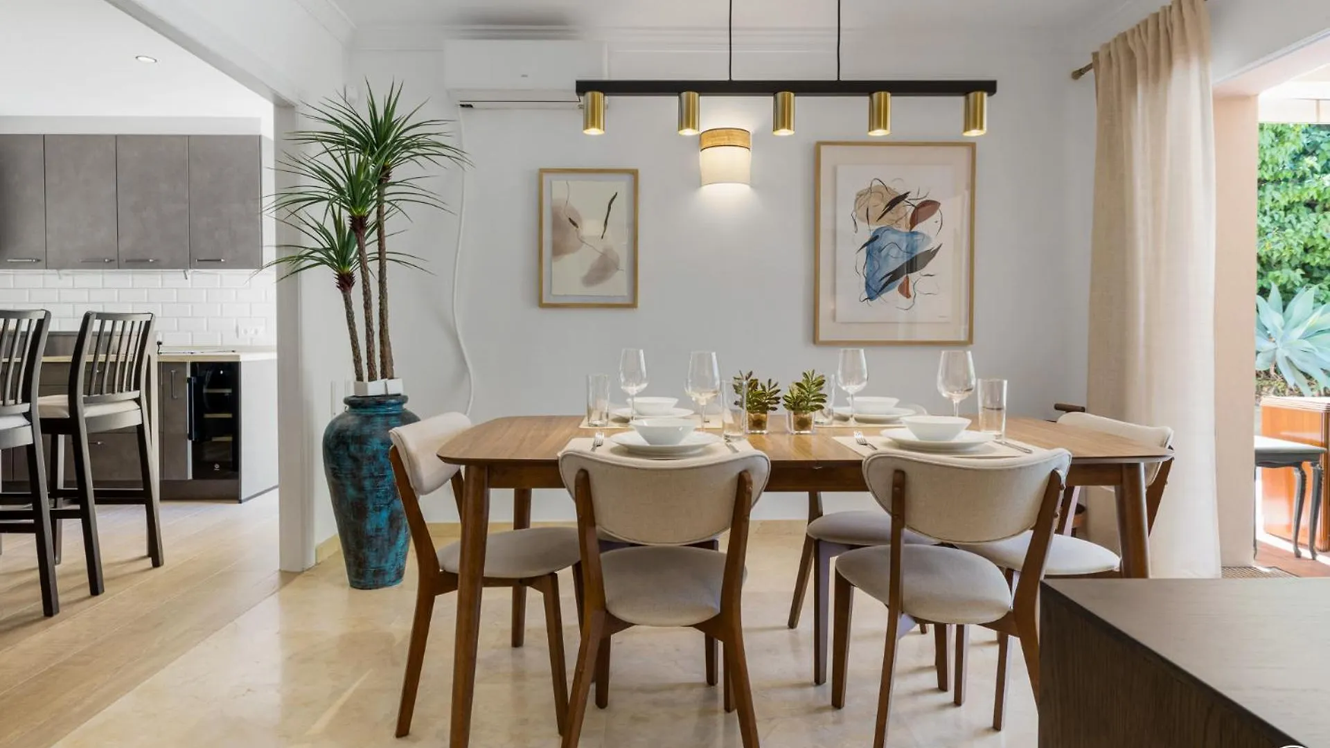 Vivi Homes -Villa Alpetona Private Pool, Garden & Beach Sitio de Calahonda Espanha